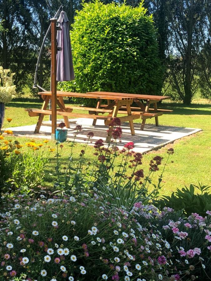 Neuville-du-Poitou Lagalerne B&B 외부 사진
